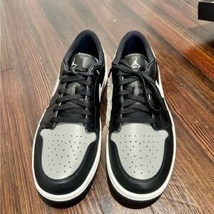 Jordan Men's Sneakers in Black and Gray